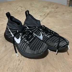 Nike Black and White Sneakers